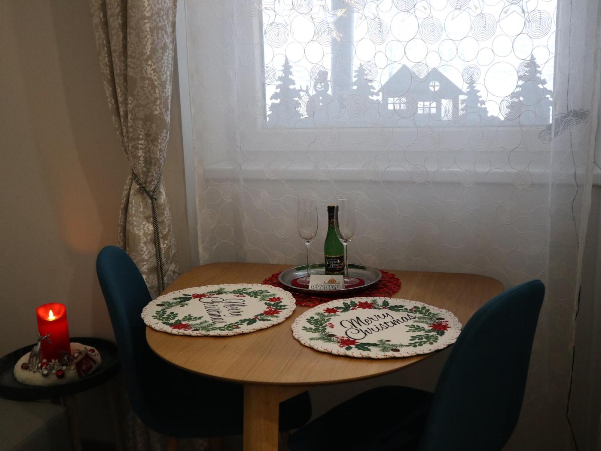 Apartamento Romantic And Relax Esztergom Exterior foto
