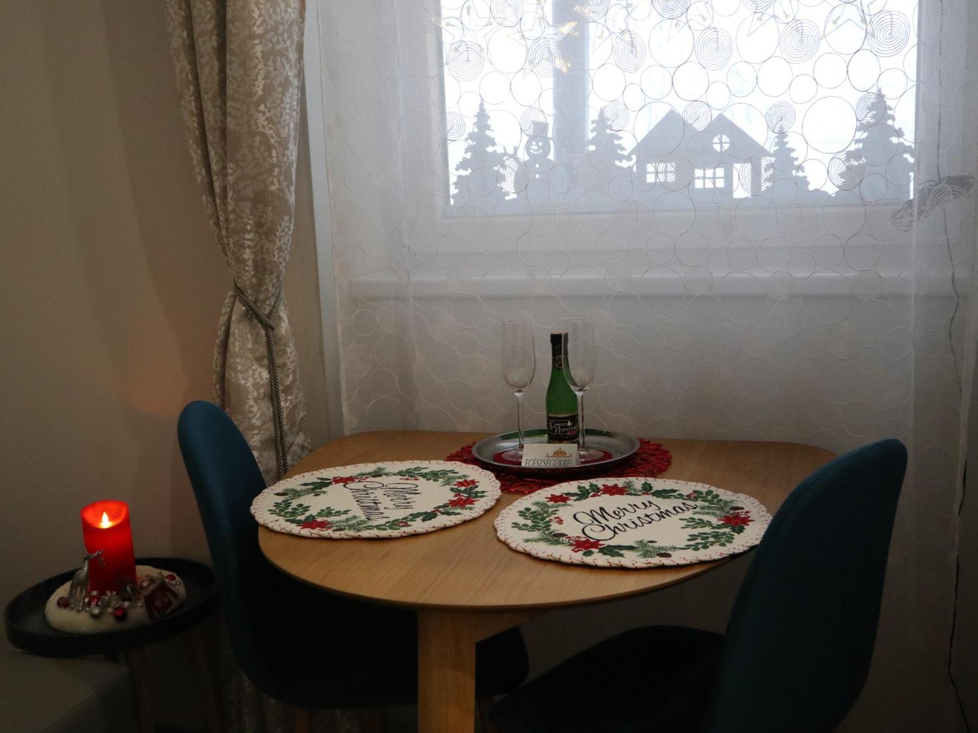 Apartamento Romantic And Relax Esztergom Exterior foto