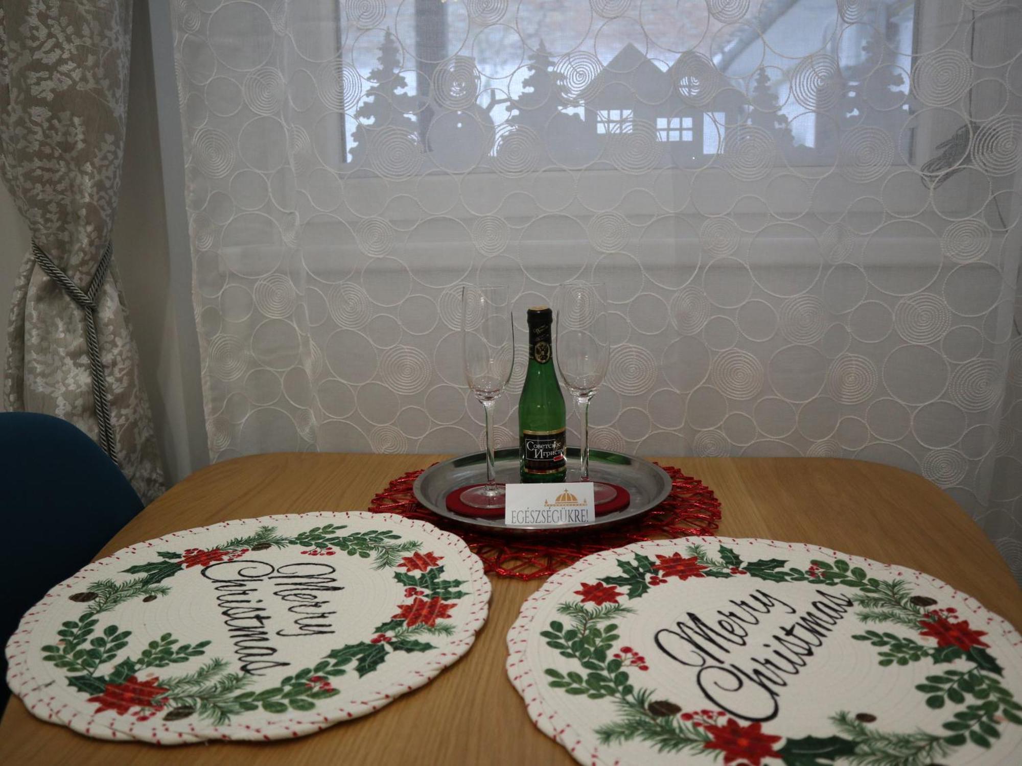 Apartamento Romantic And Relax Esztergom Exterior foto